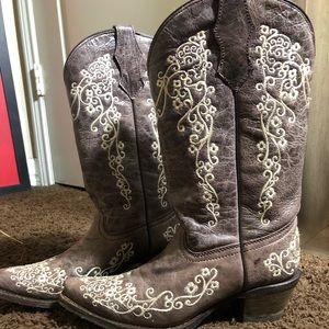 Cowboy boots from boot barn